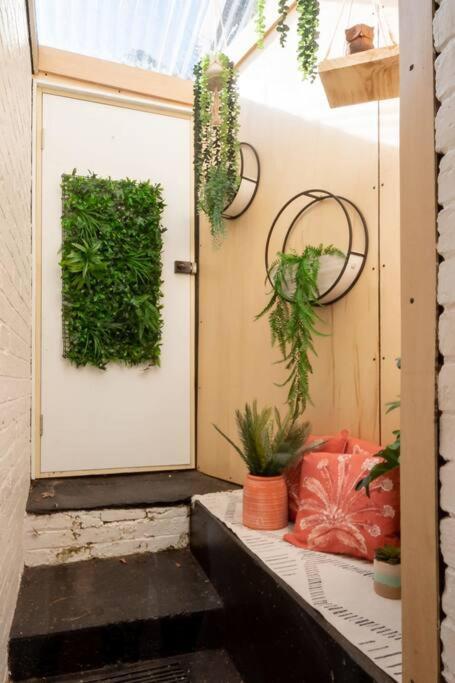 Appartement Historic Beauty In The Cbd! Parking And Wifi à Launceston Extérieur photo