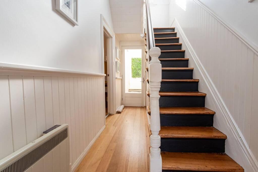Appartement Historic Beauty In The Cbd! Parking And Wifi à Launceston Extérieur photo