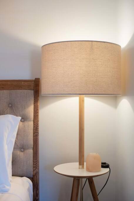 Appartement Historic Beauty In The Cbd! Parking And Wifi à Launceston Extérieur photo