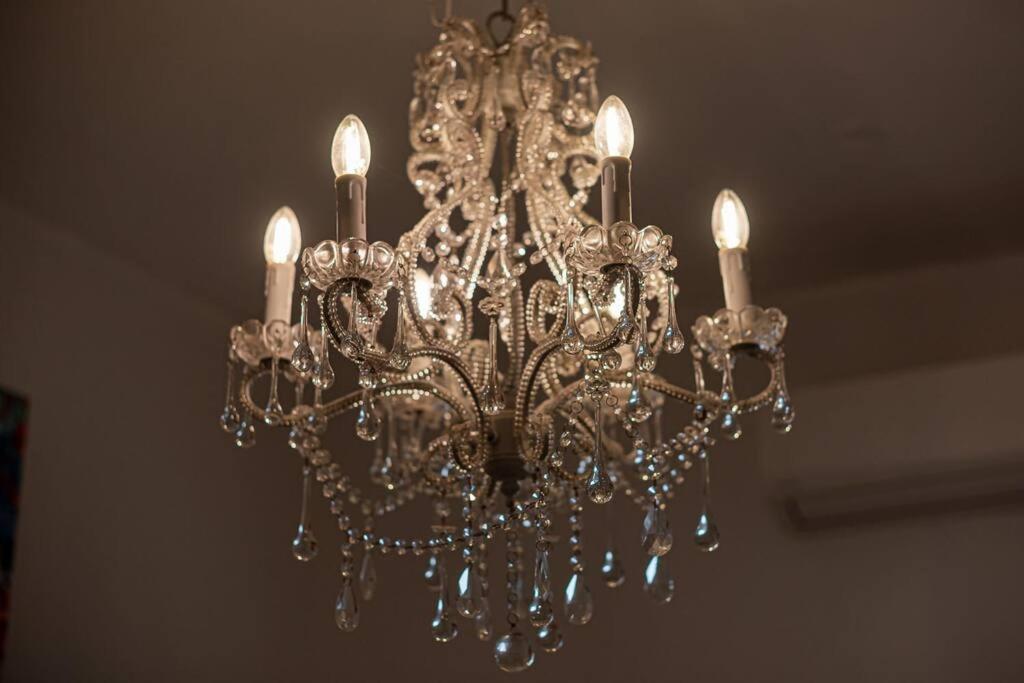 Appartement Historic Beauty In The Cbd! Parking And Wifi à Launceston Extérieur photo